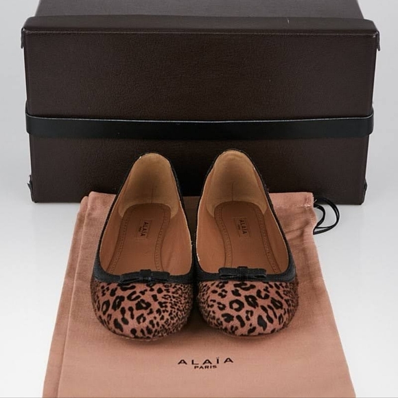 NIB Alaia ballet flats